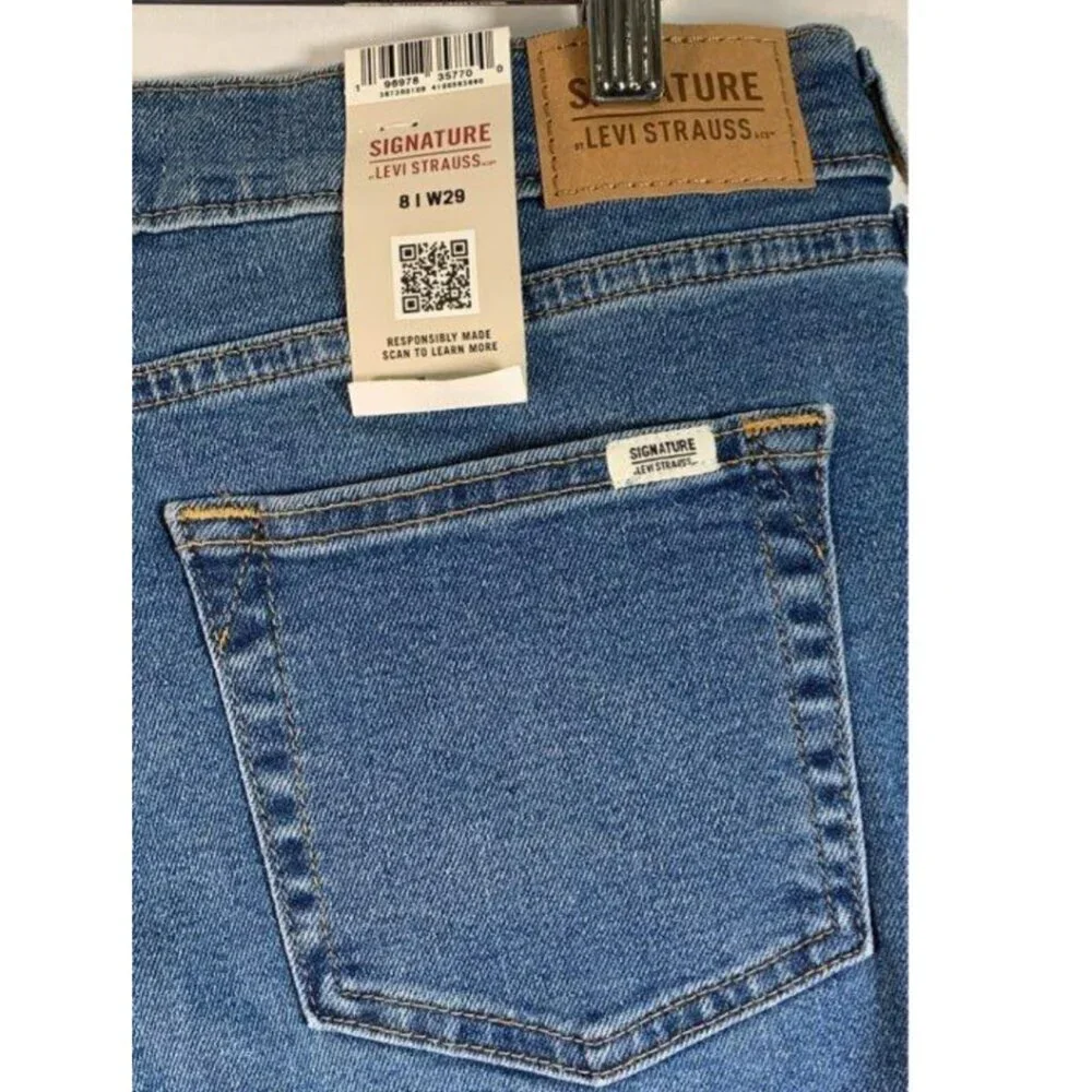 NWT Levi's Women's Heritage Boyfriend Mid-Rise Blue Jeans Size 8 W 29 - Picture 5 of 12